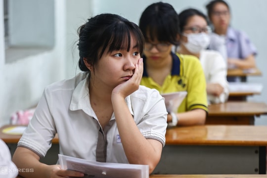 Dự kiến siết điểm cộng IELTS, giới hạn 10 nguyện vọng đại học