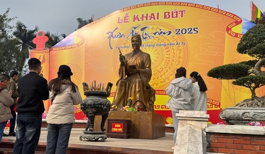 Lễ hội Đền Trạng Trình Nguyễn Bỉnh Khiêm: Tôn vinh di sản tư tưởng của bậc hiền triết tiêu biểu dân tộc