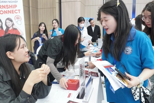 Thêm 170.000 việc làm mới, giảm việc phổ thông, thêm lao động kỹ năng