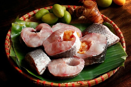 4 sai lầm khiến cá càng rửa càng tanh