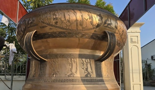 Về làng Trà Đông nơi có chiếc trống đồng lớn nhất Việt Nam dịp cận Tết