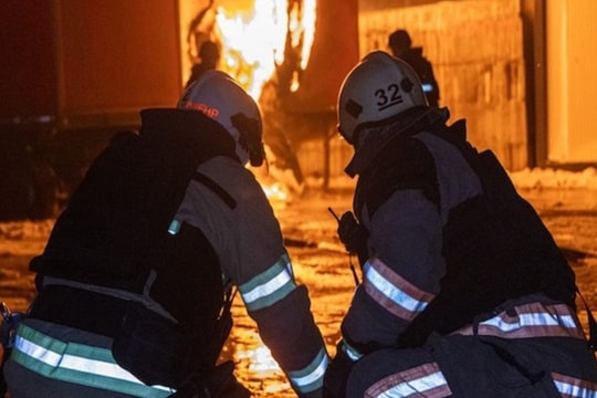 Nga tấn công quy mô lớn, 70% Kiev chìm trong bóng tối