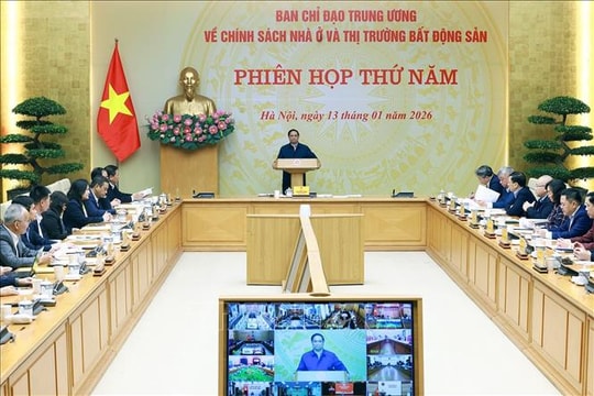Thủ tướng Phạm Minh Chính: Kéo giảm giá nhà ở phù hợp với thực tế