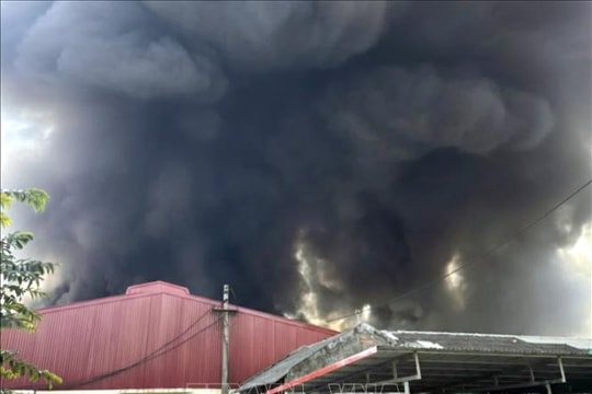 Kịp thời dập tắt đám cháy tại Trại giam Quảng Ninh