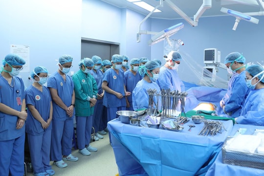 Nữ điều dưỡng đột quỵ chết não hiến tạng cứu 3 người