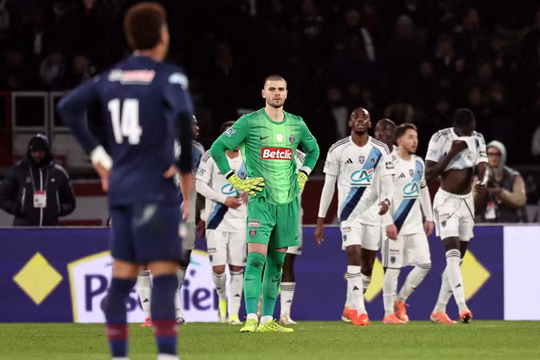 PSG vỡ mộng tái hiện cú ăn 6