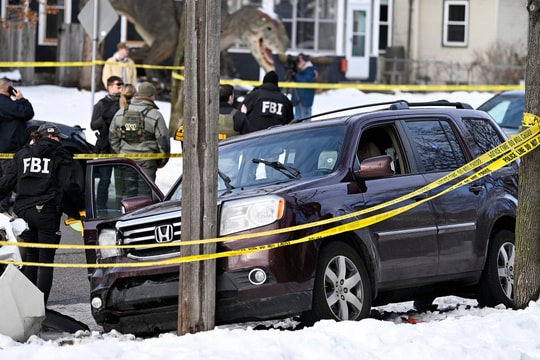 Vụ nổ súng phơi bày lỗ hổng nghiệp vụ của ICE