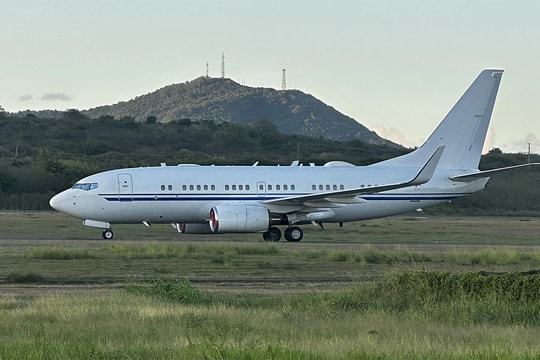 Chiến đấu cơ Mỹ 'giả dạng máy bay dân sự' tập kích xuồng ma túy