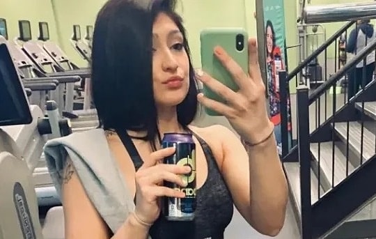 Nữ cảnh sát bị điều tra vì lộ tài khoản đăng ảnh khiêu dâm