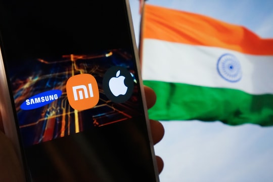 Ấn Độ muốn các hãng smartphone cung cấp mã nguồn hệ điều hành