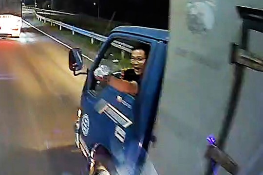 Tài xế xe tải vụ 'rượt đuổi trên cao tốc Trung Lương' bị bắt