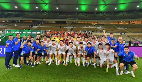 HLV Kim Sang Sik: 'U23 Việt Nam sẽ tiếp tục chuẩn bị thật tốt để có thể viết tiếp kỳ tích'