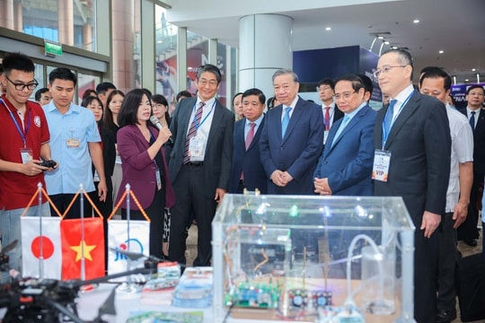 Đột phá về phát triển khoa học, công nghệ, đổi mới sáng tạo và chuyển đổi số quốc gia