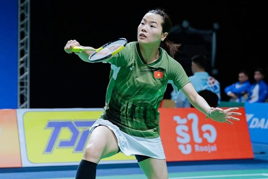 Thùy Linh thắng cựu vô địch thế giới ở giải Ấn Độ