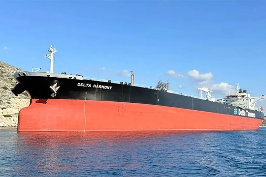 Drone tấn công hai tàu dầu trên Biển Đen