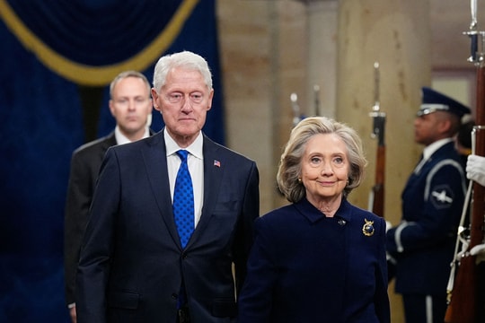 Vợ chồng Clinton từ chối điều trần trước Hạ viện Mỹ về hồ sơ Epstein