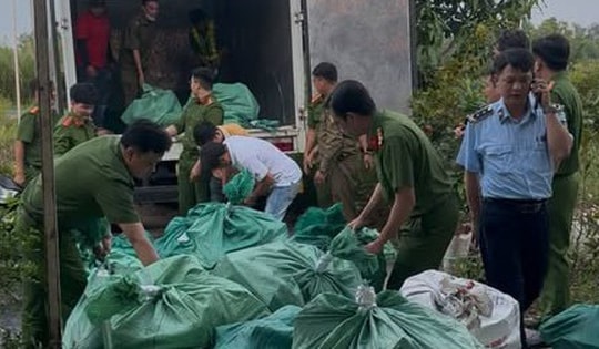 Phát hiện trên 4 tấn mỹ phẩm không rõ nguồn gốc