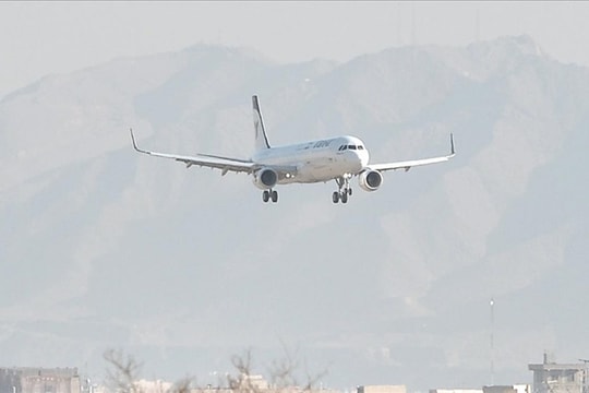 Iran đóng cửa không phận, Mỹ rút bớt quân khỏi căn cứ quân sự ở Trung Đông