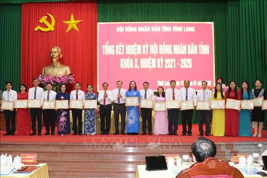 Vĩnh Long hướng tới trở thành trung tâm kinh tế biển và sản xuất năng lượng tái tạo