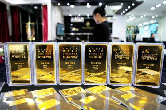 Giá vàng và bạc hạ nhiệt khi căng thẳng địa chính trị lắng dịu