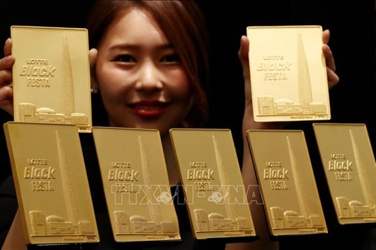 Thị trường kim loại thiết lập các đỉnh cao mới khi dòng tiền tìm nơi trú ẩn