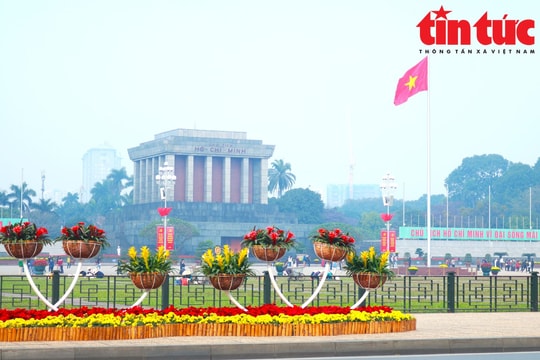 Ngày khai mạc Đại hội, Hà Nội không mưa, trưa chiều trời hửng nắng