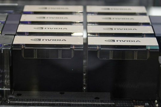 Mỹ áp thuế nhập khẩu 25% với một số chip AI