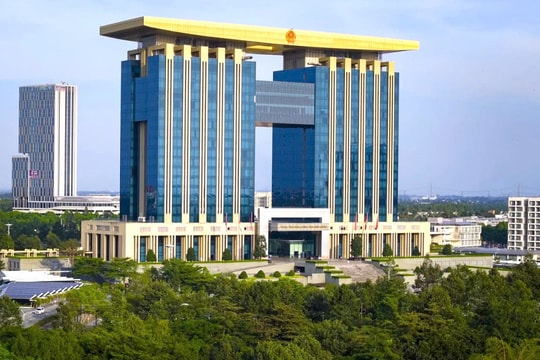 Trung tâm hành chính Bình Dương chuyển thành tòa nhà Khoa học công nghệ