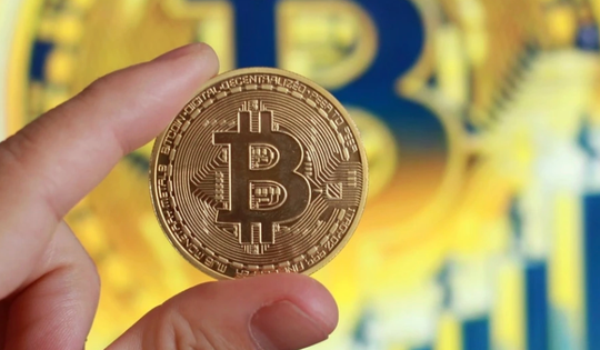 Thị trường tiền số hôm nay, 15-1: Bitcoin phát tín hiệu bất thường