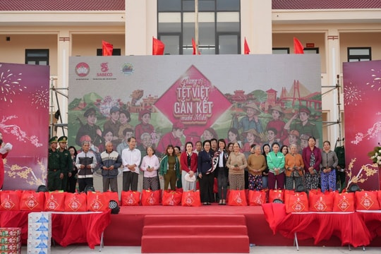 Khi Tết không chỉ là sum vầy, mà còn là sự hồi sinh sau bão lũ