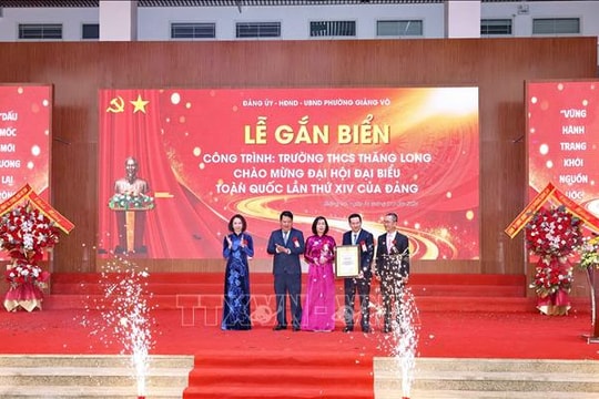 Hà Nội gắn biển nhiều địa điểm, công trình ý nghĩa chào mừng Đại hội XIV của Đảng