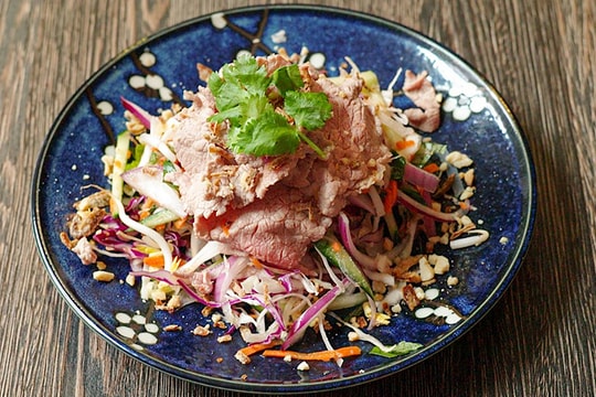 Bò tái chanh vào danh sách món dùng chanh ngon nhất thế giới