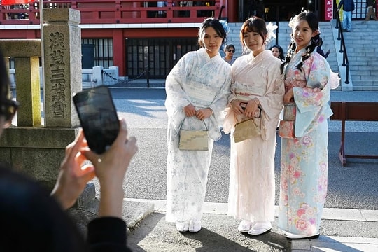 Tiệm mì Nhật gây tranh cãi vì cấm cửa khách Trung Quốc