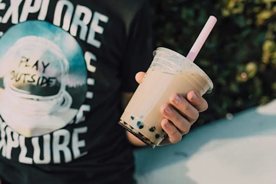 Uống 2 cốc trà sữa mỗi ngày, cô gái 26 tuổi phải chạy thận cả đời