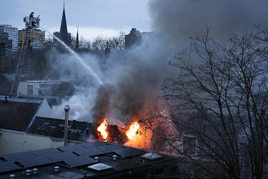 Nổ lớn làm rung chuyển thành phố miền trung Hà Lan