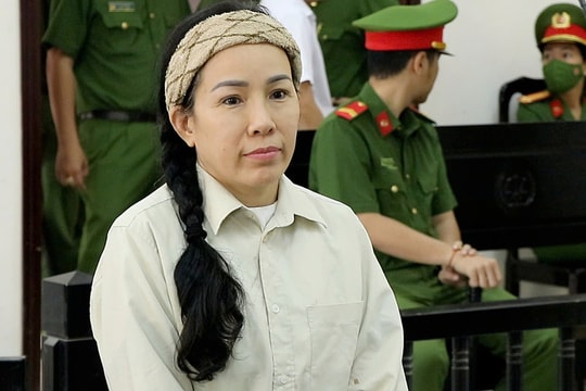 YouTuber Đinh Lan ra tòa trong vụ 'xúc phạm' vợ chồng bà Nguyễn Phương Hằng