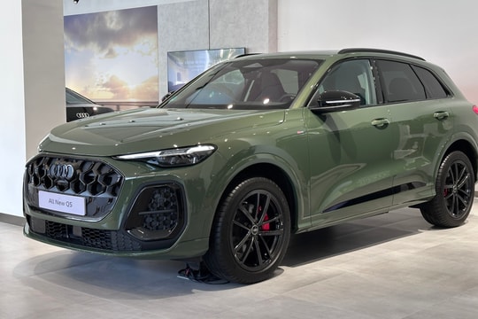 Audi Q5 thế hệ mới về Việt Nam, chờ đấu GLC, X3