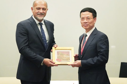 'Malaysia có thể đầu tư trung tâm dữ liệu tại Việt Nam'