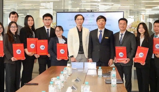 Biệt phái nhân sự ưu tú đến làm việc tại Trung tâm Tài chính