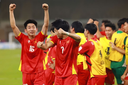 Báo Hàn Quốc: 'Phép màu HLV Kim Sang Sik chưa dừng lại, U23 Việt Nam nhắm đến chung kết U23 châu Á'