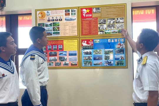 Giữa biển khơi những trái tim người lính luôn hướng về Đại hội XIV của Đảng