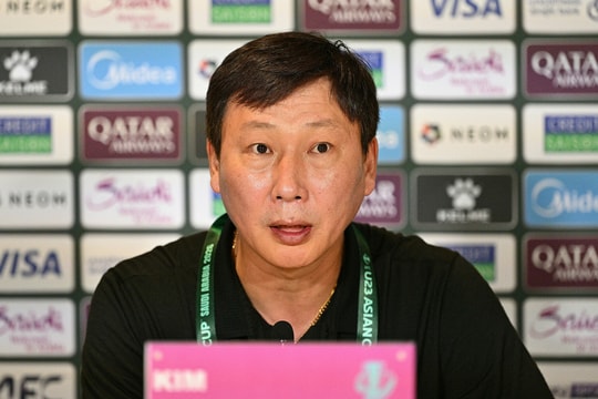 HLV Kim: 'Trận thắng UAE tái khẳng định Việt Nam vươn tầm châu Á'