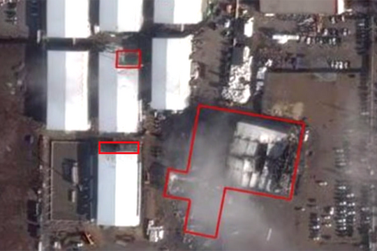 Ukraine công bố ảnh vệ tinh nhà máy UAV Nga trúng đòn tập kích