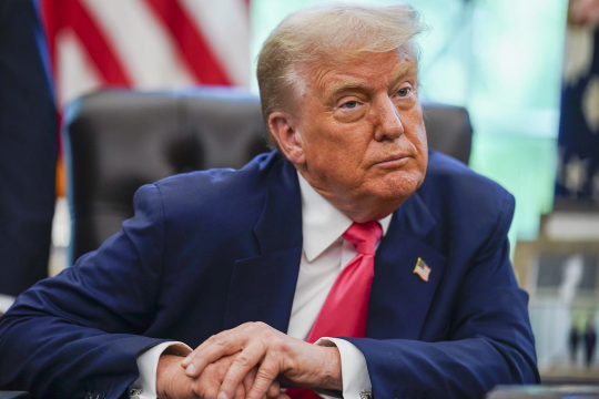 Chủ nhân Nobel Hòa bình có thể tặng giải cho người khác?