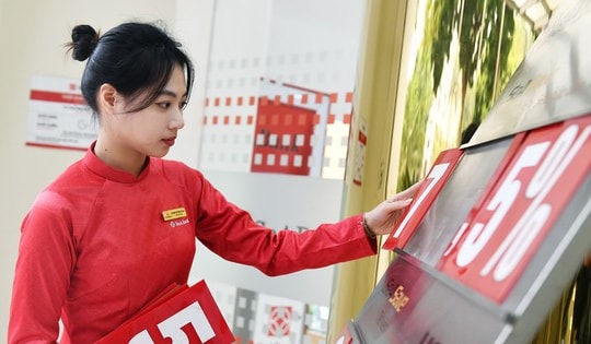 Lãi suất ngân hàng biến động mạnh, vượt xa ngưỡng 7%/năm