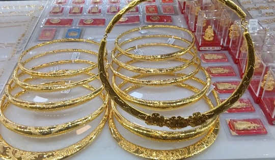Từ ngày 9-2, tịch thu vàng miếng giao dịch không giấy phép