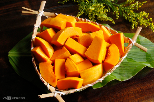 5 thực phẩm màu cam bổ mắt