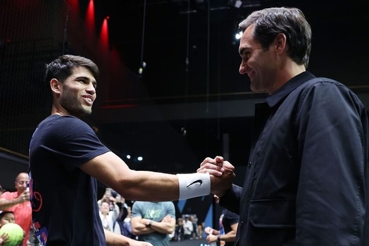 Federer không muốn dẫn dắt Alcaraz vì ưu tiên cho con cái