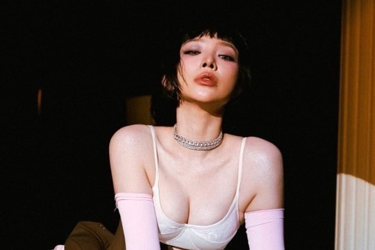 Động thái gây chú ý của Tóc Tiên