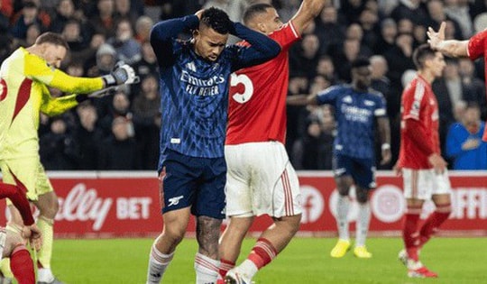 Premier League: M.U đánh bại Man City, Arsenal 'bất lực'